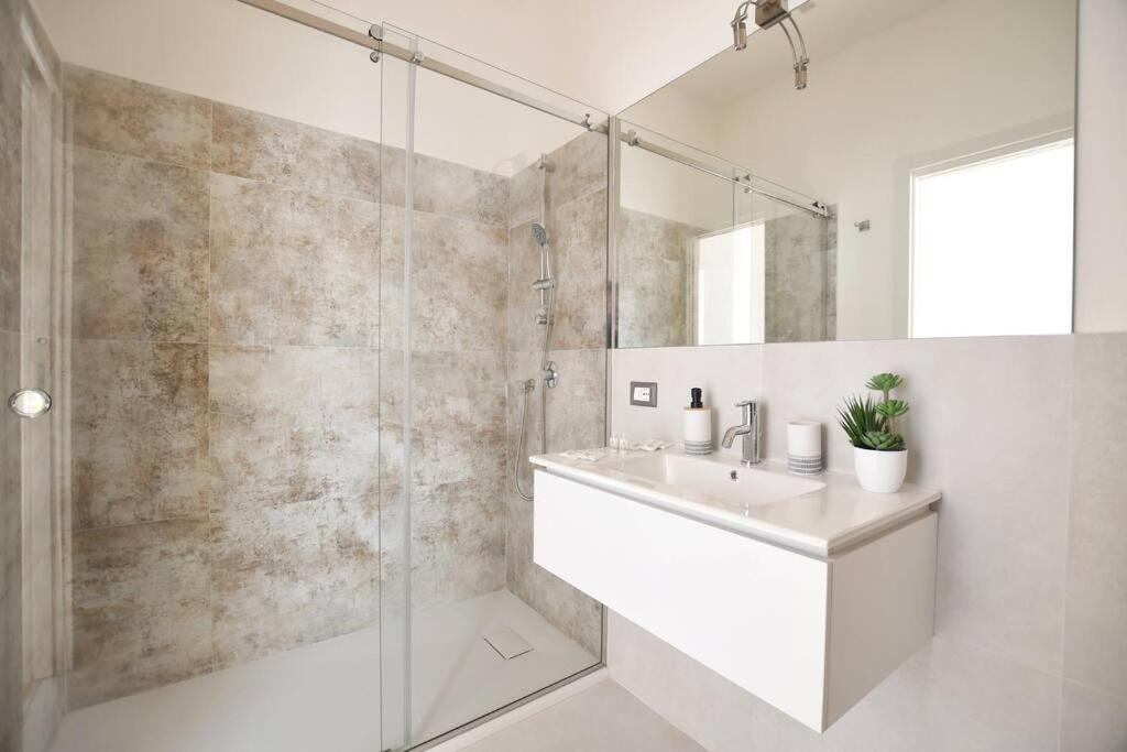 Iflat Normanni Lounge Apartment Palermo Bagian luar foto