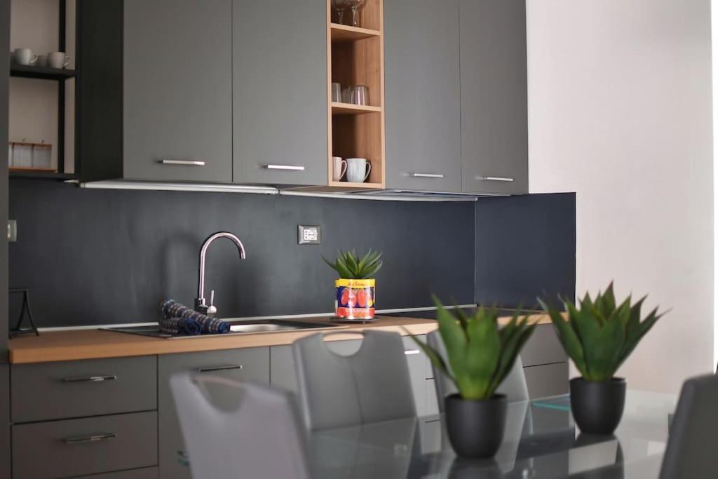 Iflat Normanni Lounge Apartment Palermo Bagian luar foto
